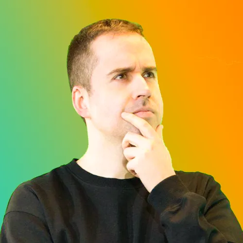 Retrat d'Iván Lira, ment creativa de Teatre Educatiu